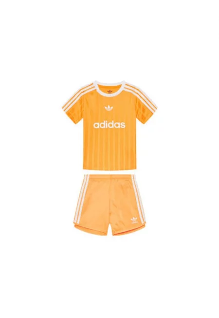 Комплект тениска и къси панталони 00