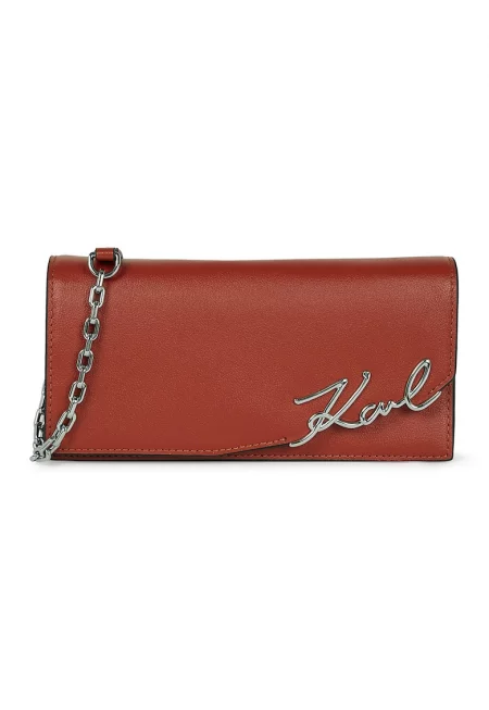 Кожена чанта с отделяща се презрамка с верижка