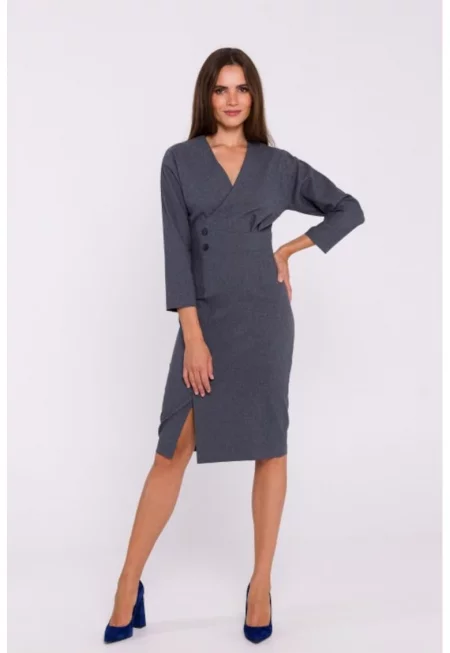 Миди рокля тип молив с декоративни копчета