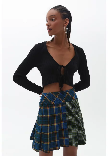 Рипсена шпиц блуза с връзки