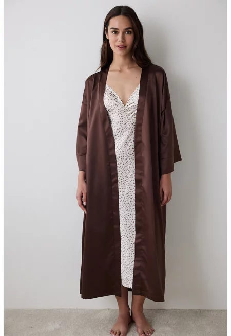 Сатиниран халат с дълги ръкави - Кафяв