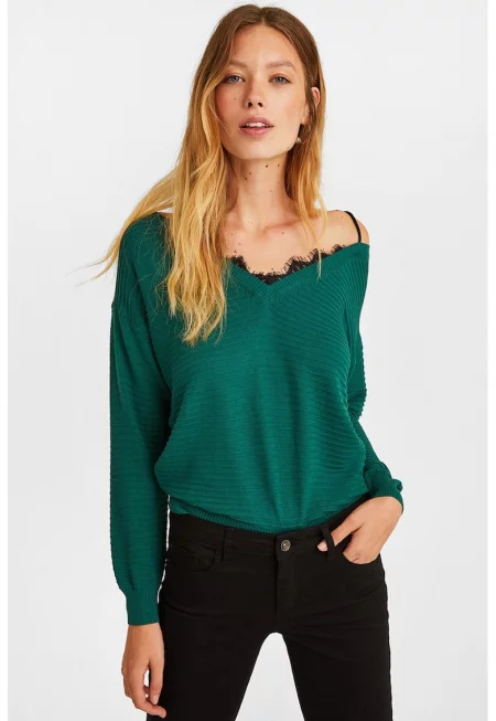 Свободен пуловер с отвори на раменете