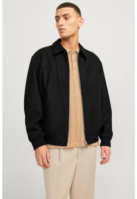 Яке бомбър с остра яка