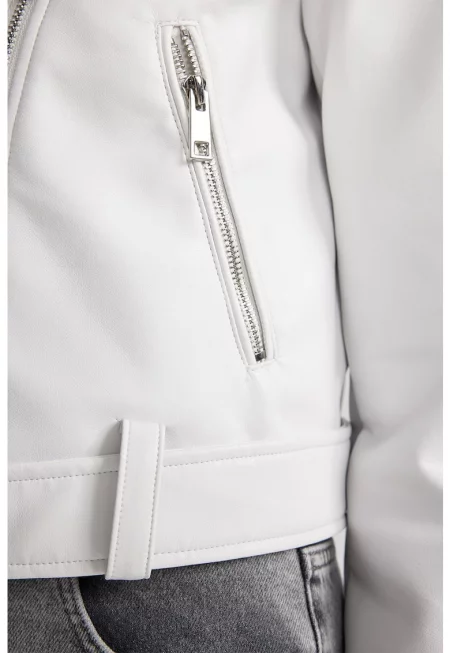 Яке от еко кожа с раздвоен ревер