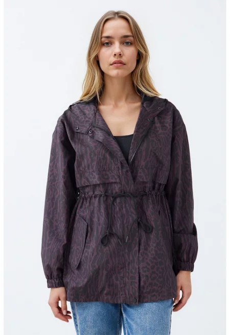 Яке с качулка и животинска шарка