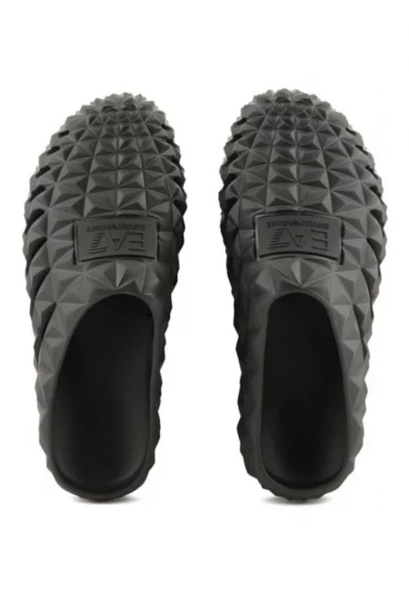 Чехли  сиви - синтетични - с релефен модел -