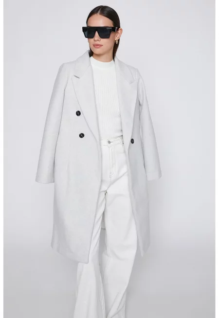 Палто с раздвоен ревер