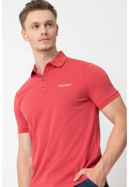 Памучна тениска слим с яка и лого - Тъмночервен