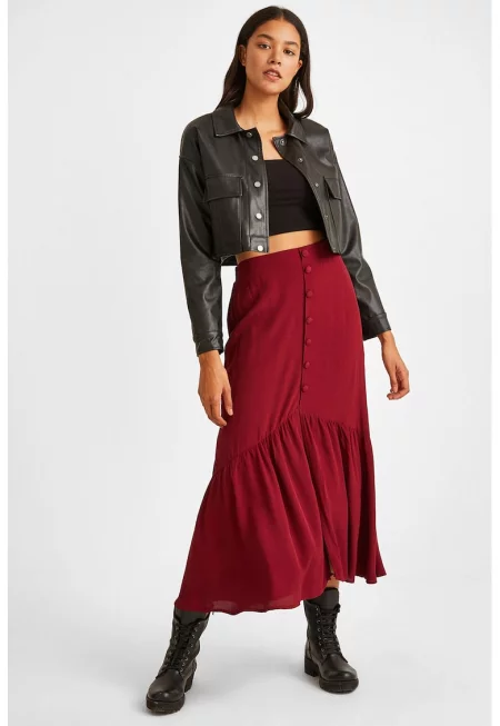 Разкроена миди пола