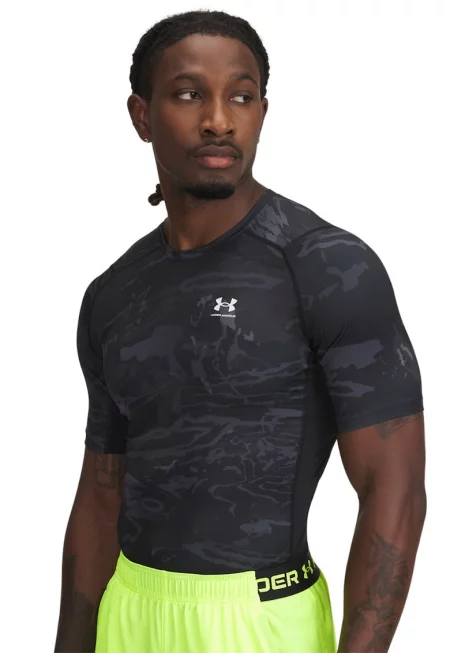 Слим фитнес тениска