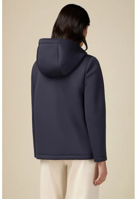 Яке с качулка и странични джобове