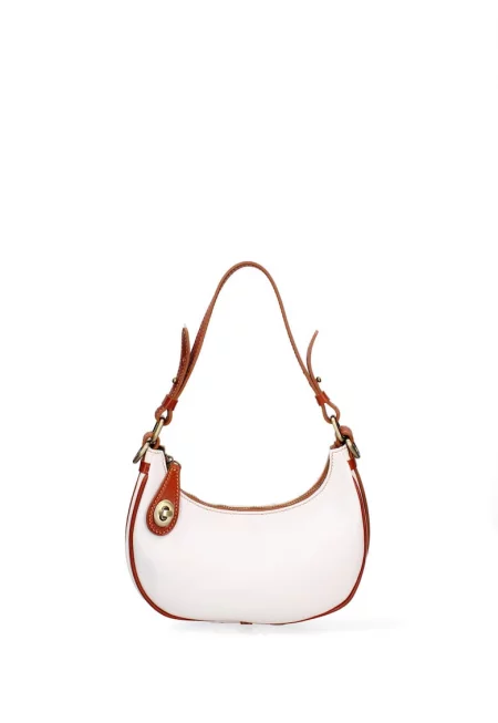 Чанта от еко кожа с външен джоб с цип