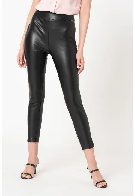 Клин над глезена от еко кожа - Черен