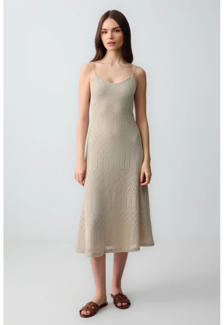 Миди рокля с кроше - Светло бежово