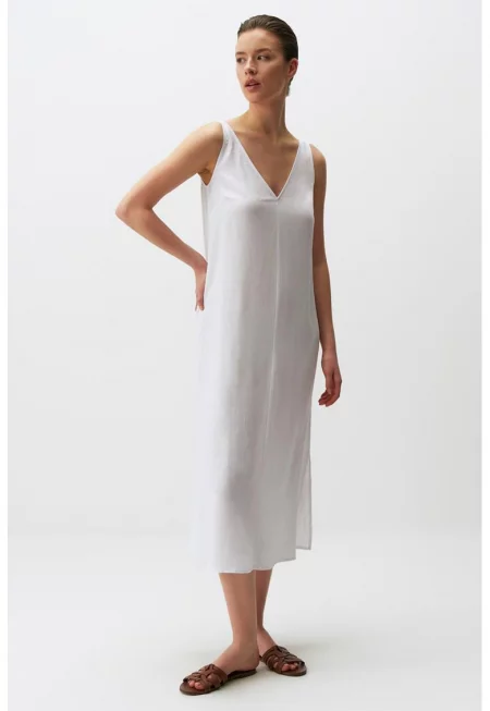 Миди рокля с лен с шпиц - Бял