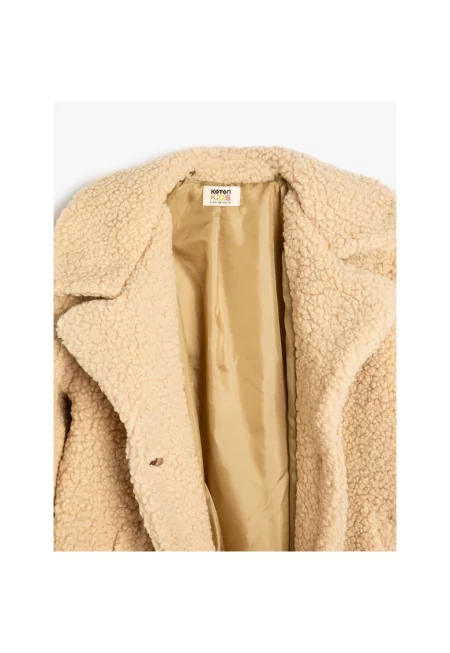 Палто с раздвоен ревер