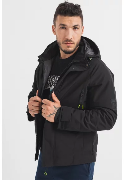 Подплатено зимно яке с качулка