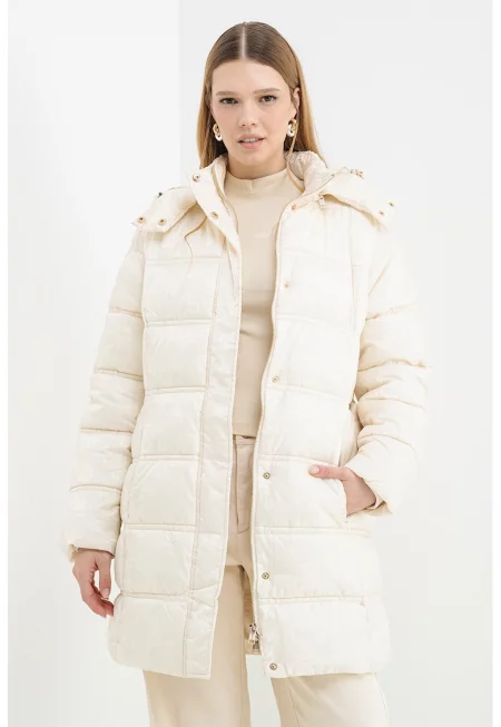 Подплатено зимно яке с колан