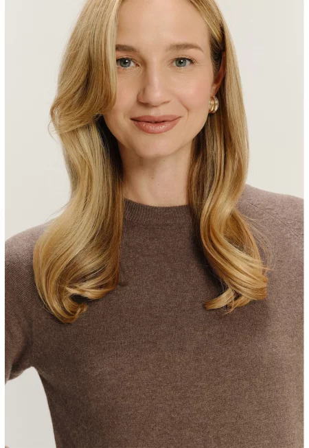 Пуловер с овално деколте - Кафяв меланж