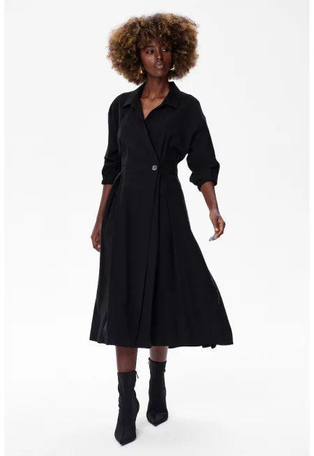 Рокля с прехвърляне с класическа яка Venus