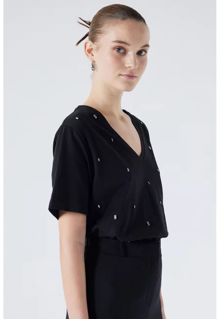 Свободна тениска с шпиц