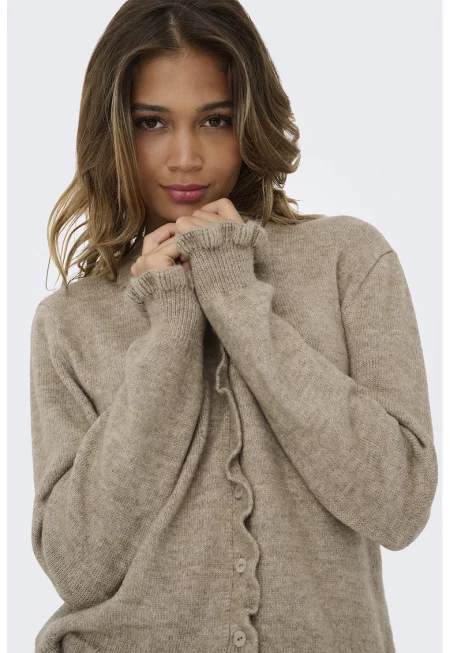 Жилетка с набран подгъв