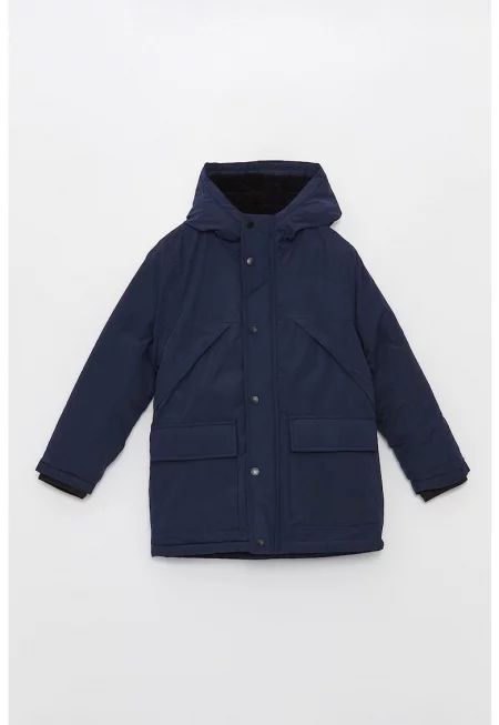 Зимна парка с джобове с капаче