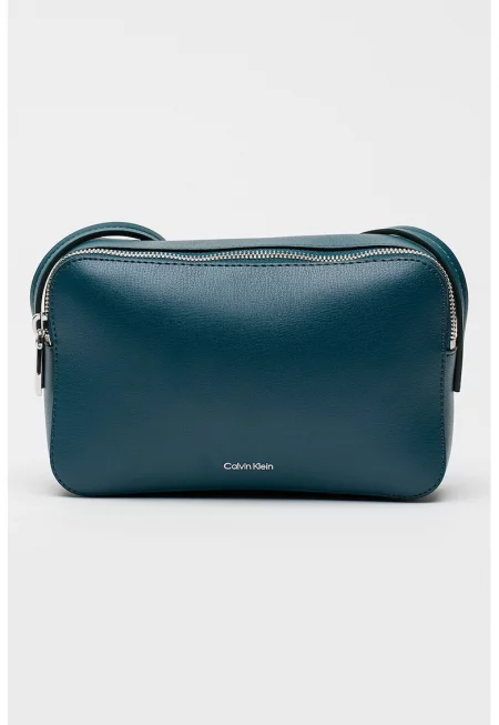 Чанта през рамо от еко кожа с регулируема презрамка