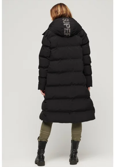 Дълго зимно яке с капитониран дизайн