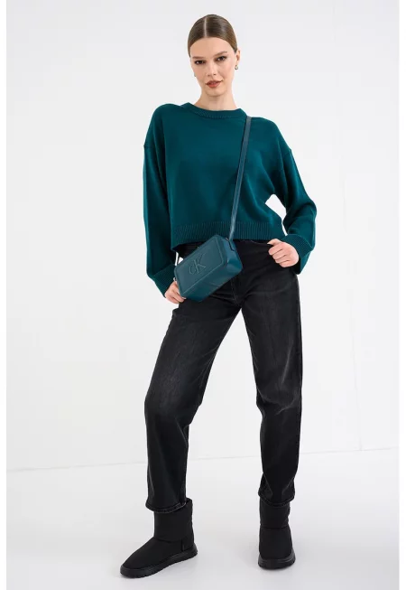 Едноцветен пуловер от памук с паднали ръкави