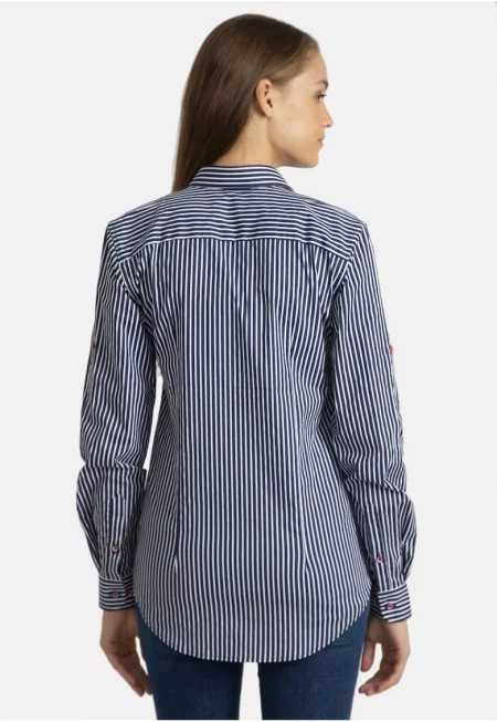 Риза с контрасти