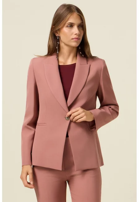 Сако с обшити джобове