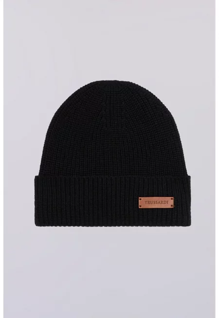 Шапка с вълна - Черен