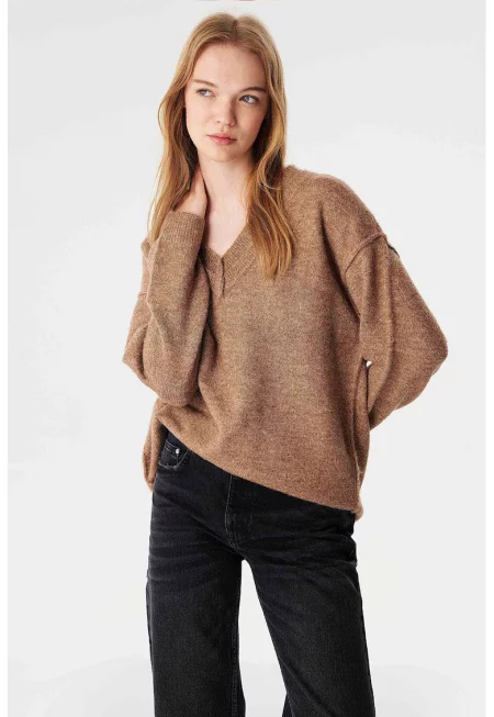 Свободен пуловер с вълна - Кафяв меланж