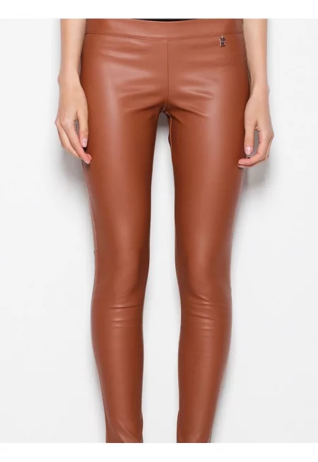 Дамски панталон -  имитация на кожа - слим крачоли - кафяв - полиестер -