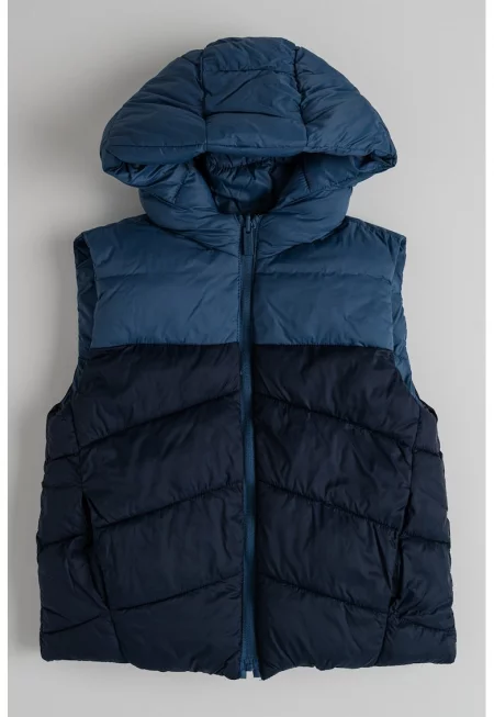 Двулицев елек с качулка