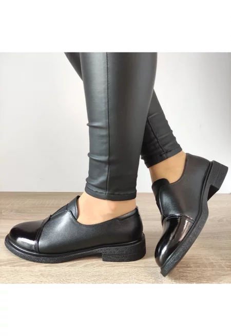 Ежедневни дамски обувки  540004 01-N черно + лак - черно + лак - Черен