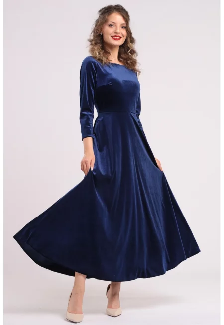 Кадифена рокля с джобове встрани