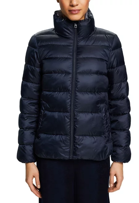 Капитонирано зимно яке