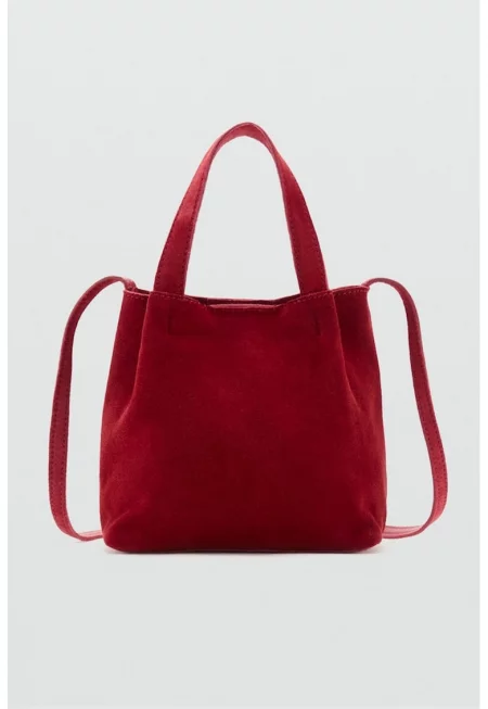 Малка ръчна чанта от велур с презрамка