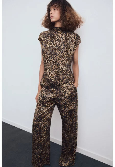 Панталон с широк крачол и животински принт