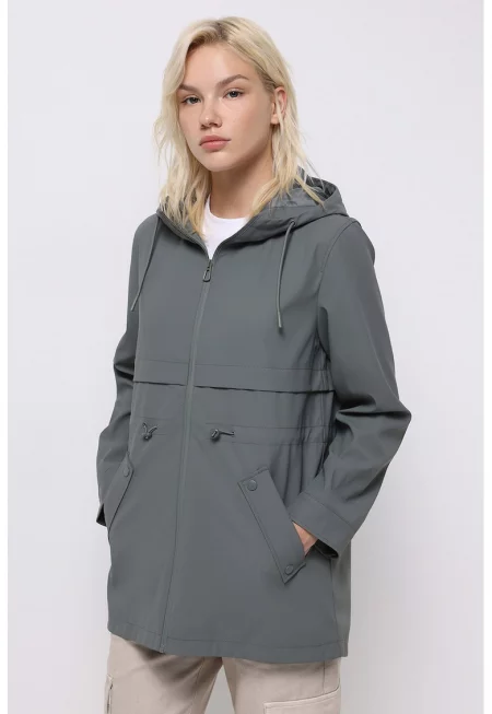 Парка с качулка