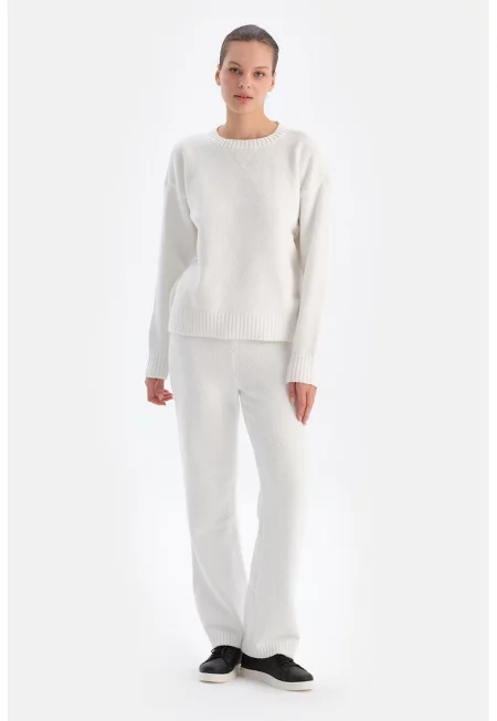 Плетен панталон с еластична талия - Бял -