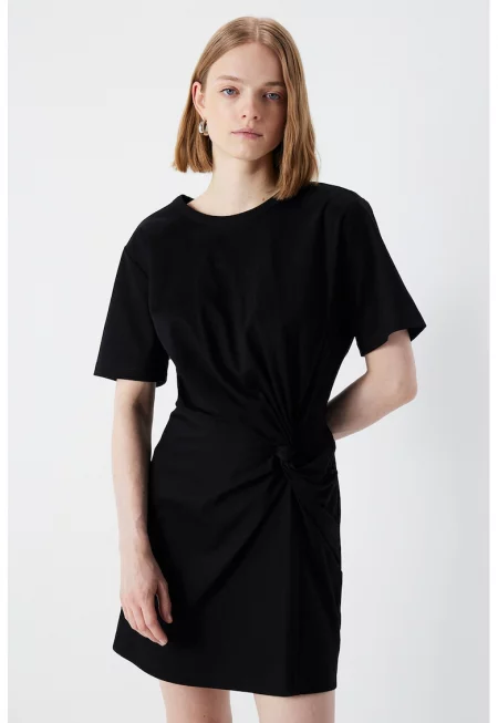 Рокля с дизайн на възел - Черен