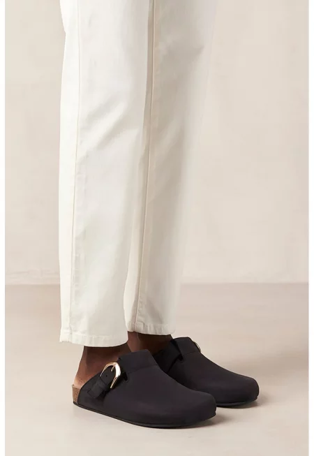 Сабо от набук - Черен