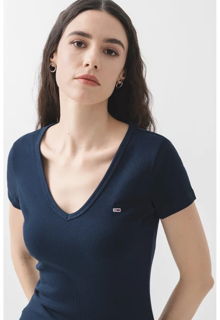 Слим тениска с шпиц