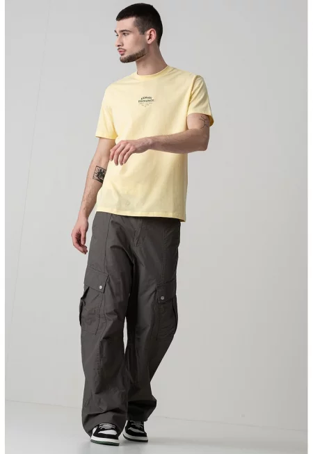 Тениска с овално деколте и лого - Светло жълто