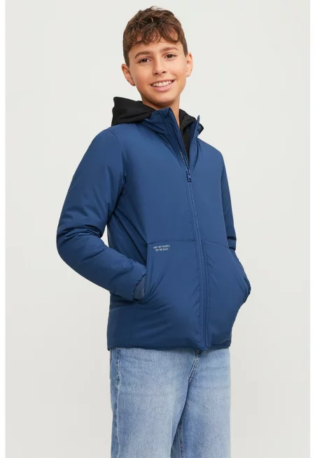 Яке с предни джобове