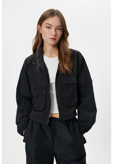 Яке с пришити джобове