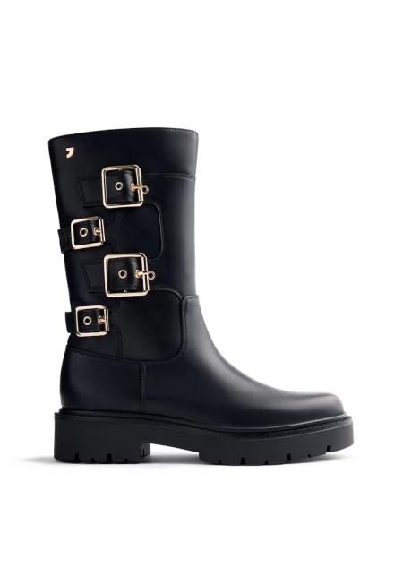 Ботуши от еко кожа с тока - Черен